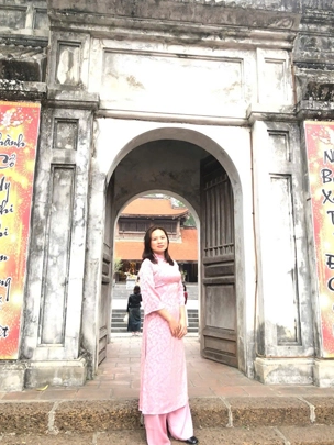 Lucinda - Travel Consultant