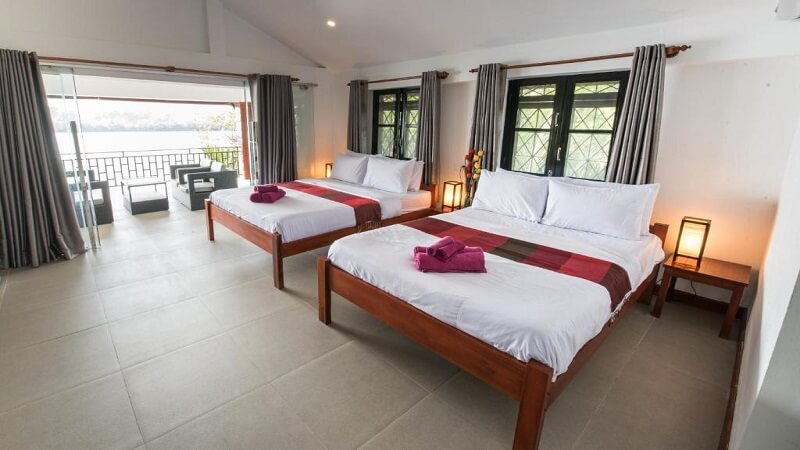 Suite with river view