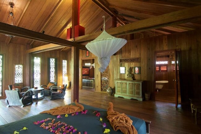 Triple Room