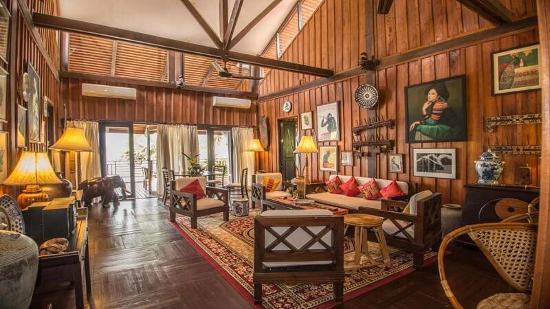 PRIVATE VILLA WITH PANORAMIC VIEW