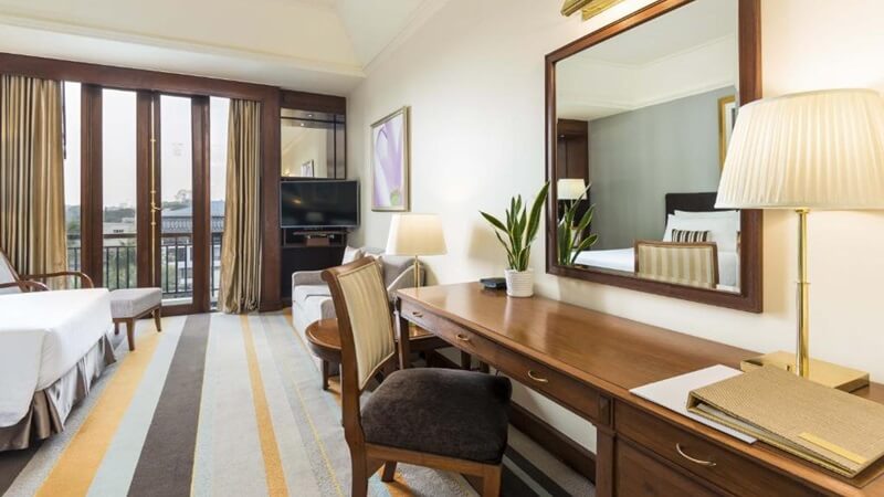 Grand Deluxe