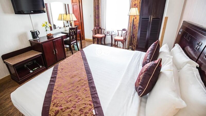 Signature Deluxe Room with City View