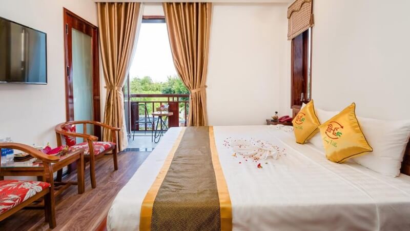 King Room with Mangrove View