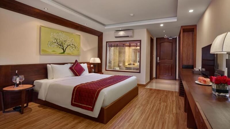 Deluxe Room with Mountain View