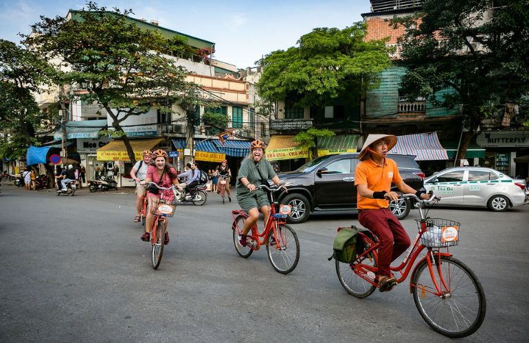 Hanoi food tour on a bicycle