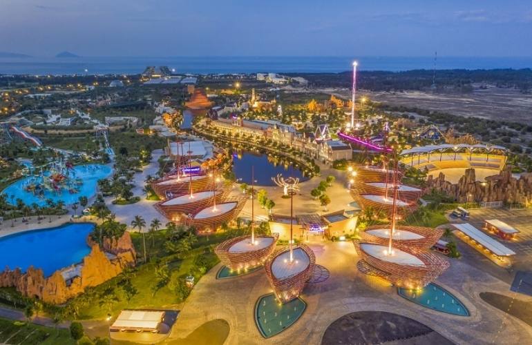 Things to do in Hoian at night