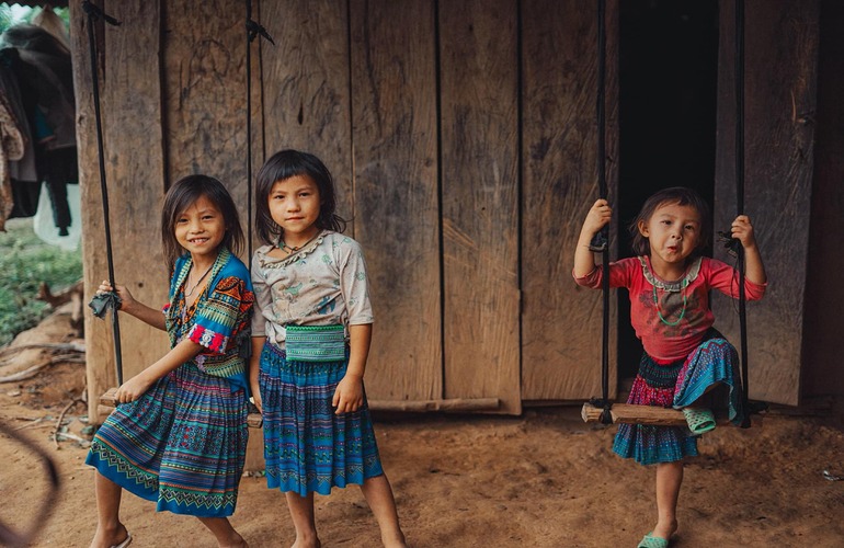 Children at Pang Cang Village