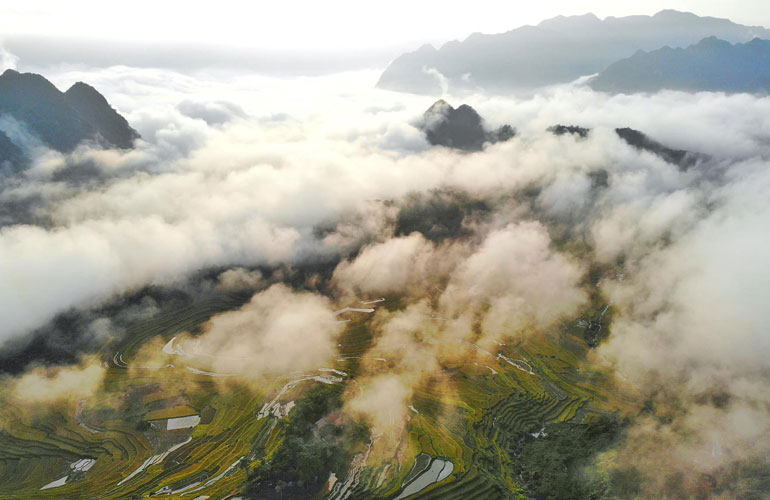 Pu Luong view from above