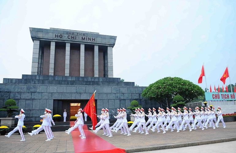 Soldiers paraded through Ho Chi Minh Mausoleum (Hanoi) on the occasion of Vietnam National Day celebration