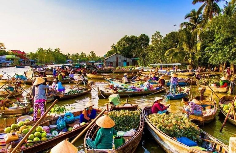 mekong-delta-market-2