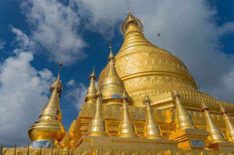 This pagoda was the home to four tooth relics of Gautama Buddha and was constructed in 397 in the kingdom of Anawrahta.