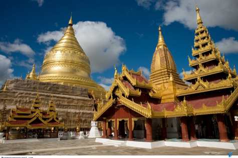 Next, head to the famous Shwezigon Pagoda to witness the magnificent beauty of Buddhist sculpture and architecture