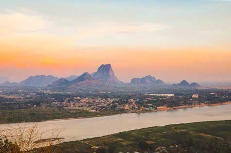 Arrive at Mt. Zewgabin, and capture the romantic sunset
