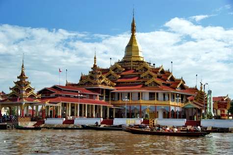 Our Inle Lake Day Tour includes a visit to the Phaung Daw Oo Pagoda, an esteemed monastery located within the Inle Lake area.