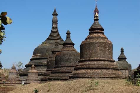 Get on a boat to Mrauk U