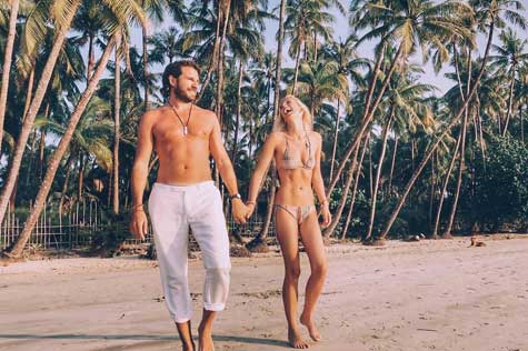 Playing with loved ones on the sand are experiences not to be missed on your Ngapali Exploration.