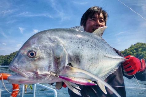 Savor the flavors of the local cuisine, indulging in fresh seafood or traditional dishes that delight the senses