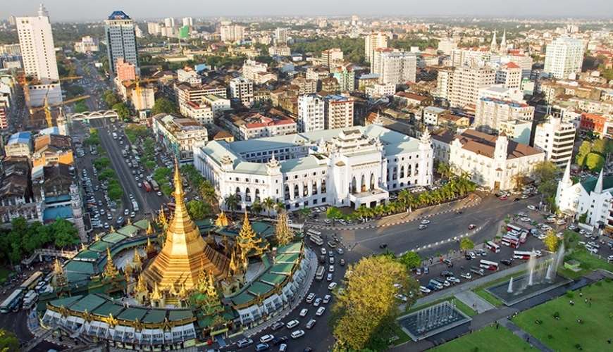 The panoramic view of Yangon city makes visitors overwhelmed.