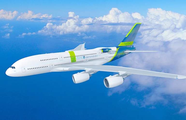 Travelers can fly to Lien Khuong Airport (DLI) in Dalat