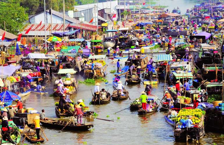 Cai Be floating market from above