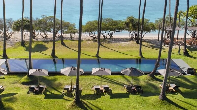 Haadtien Beach Resort