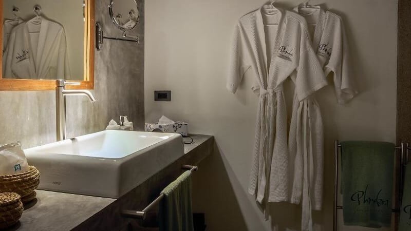 Phandara Luxury Pool Villas
