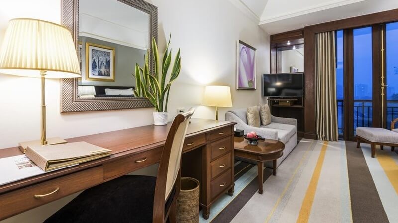 Chatrium Royal Lake Yangon